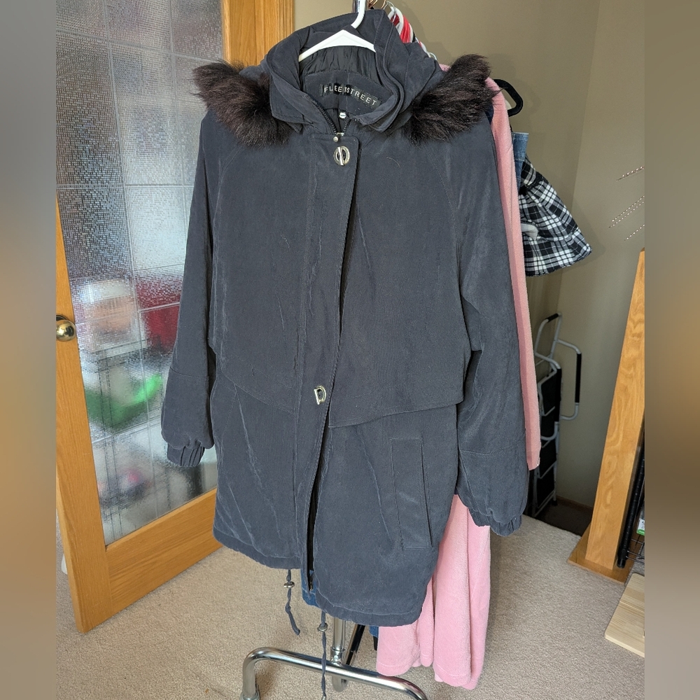 💙Fleet Street XL Fur-Trimmed Black Jacket